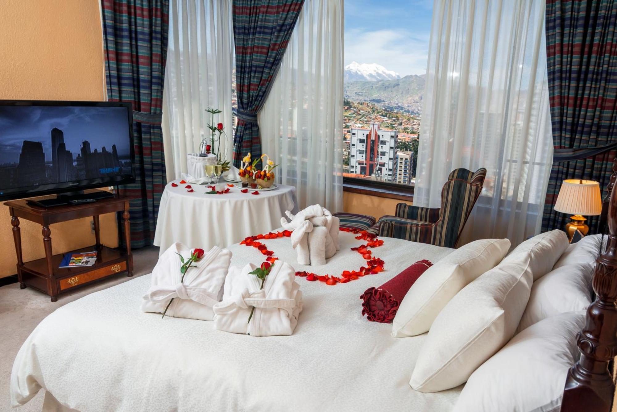 Real Plaza Hotel & Convention Center La Paz Ngoại thất bức ảnh