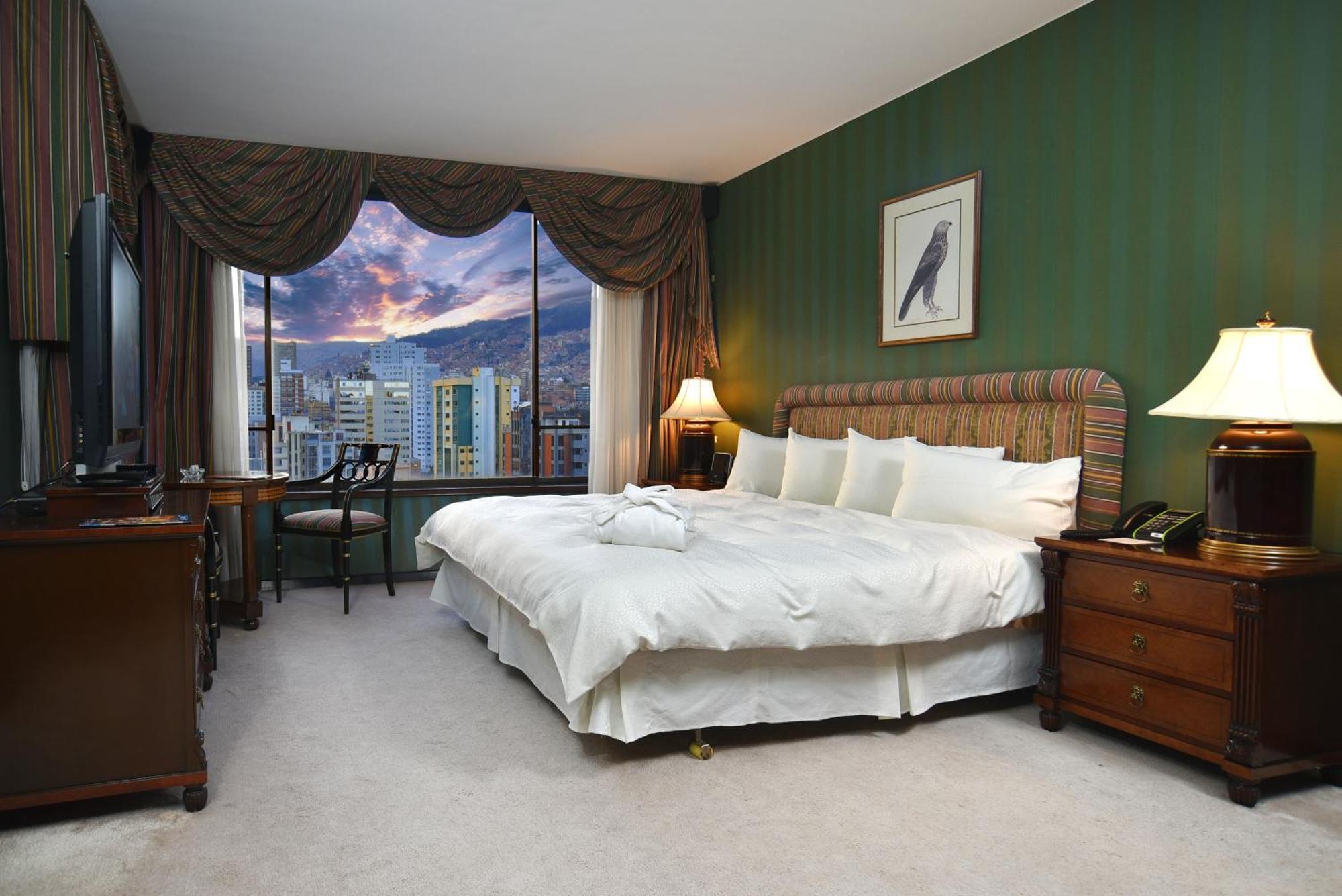 Real Plaza Hotel & Convention Center La Paz Ngoại thất bức ảnh